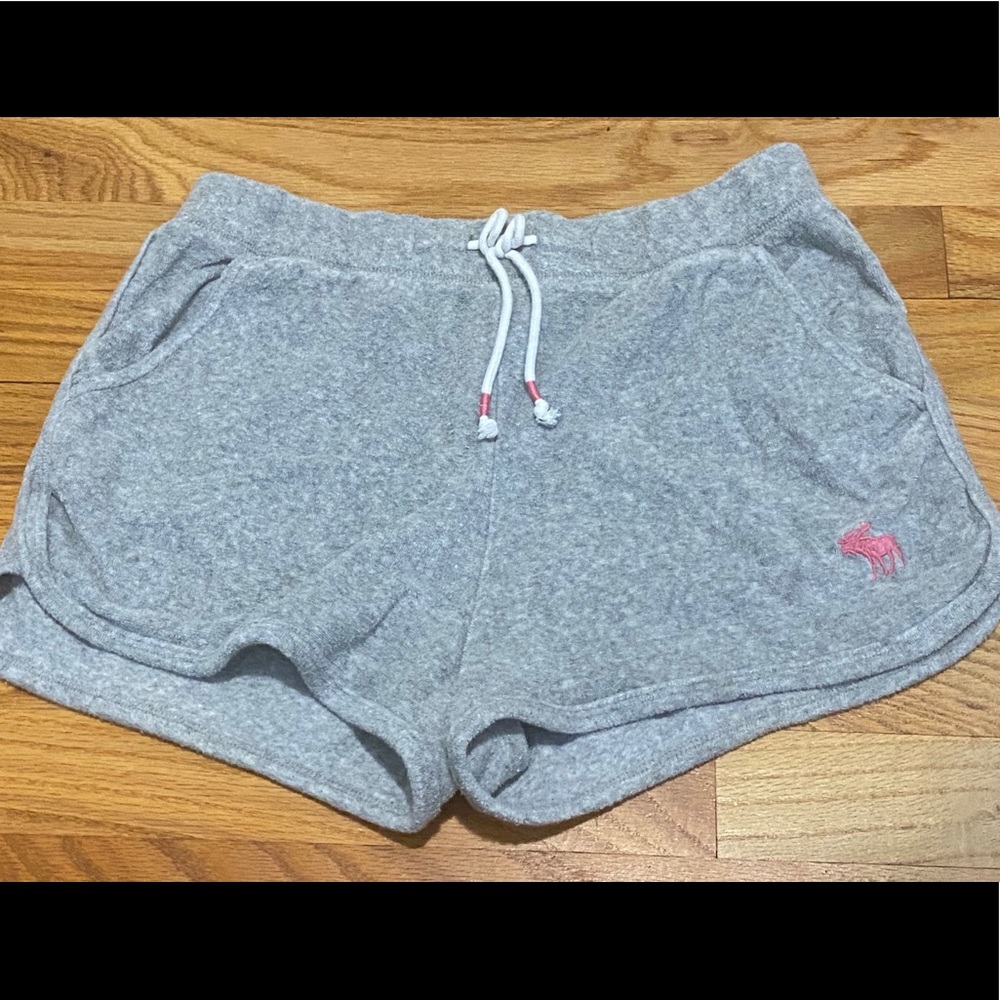 Abercrombie soft textured grey shorts